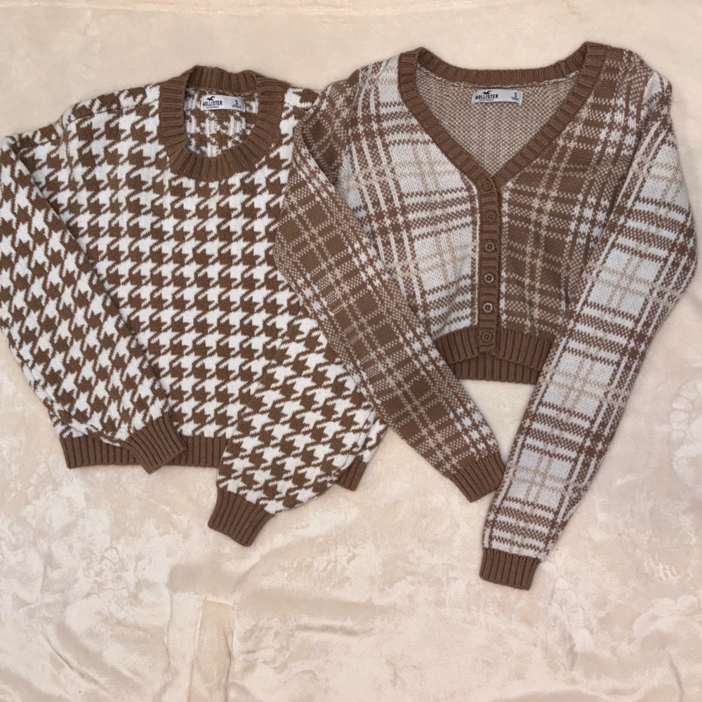 BUNDLE 2 NEW HOLLISTER SWEATERS SIZE SMALL